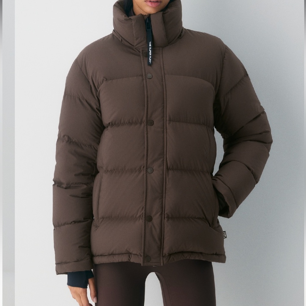 NWT 🏷️ Aritzia Super Puff ORIGINAL